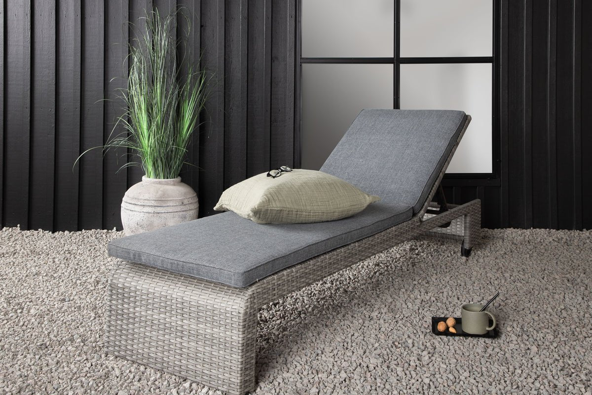 Garden Sun Lounger Irina - made of Rattan