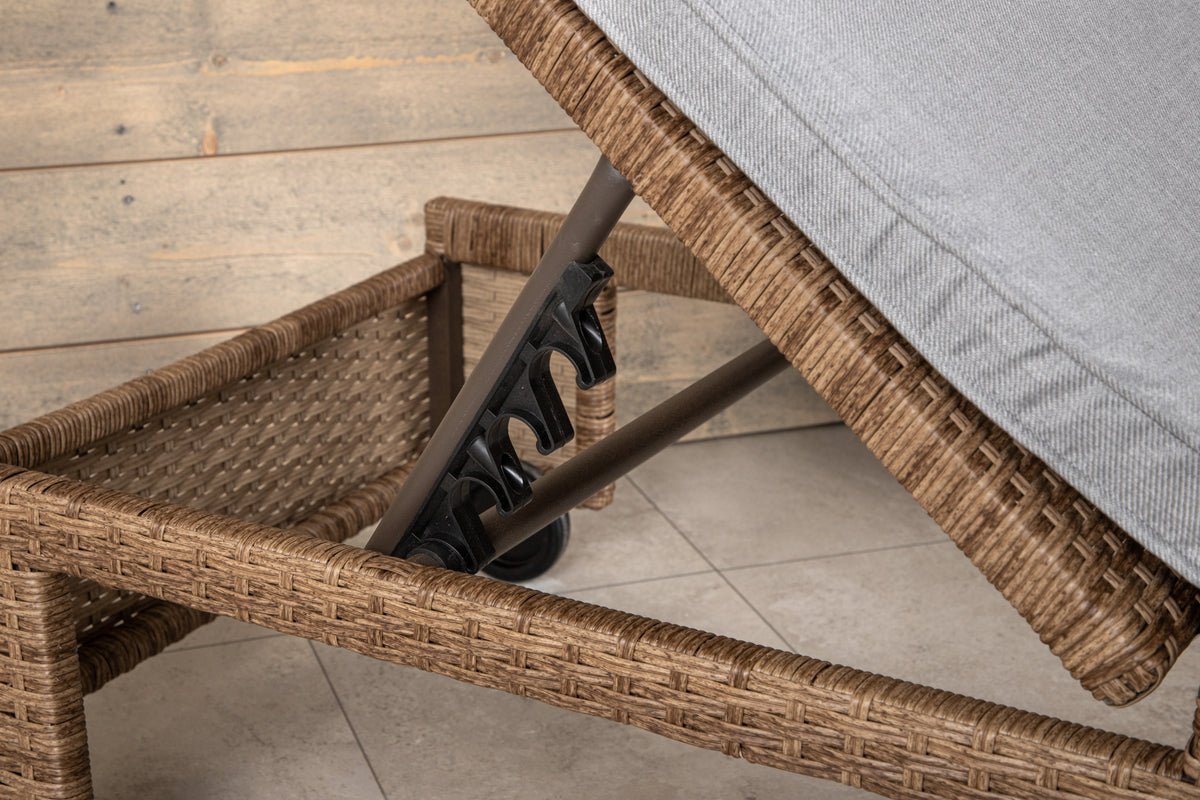 Garden Sun Lounger Irina - made of Rattan