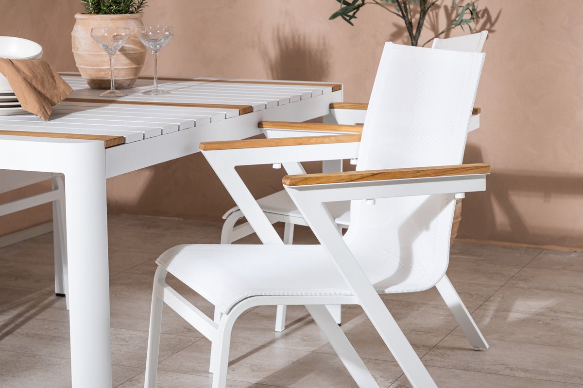 Garten Essgruppe Rolina – 4 Stühle und 1 Tisch in Weiß