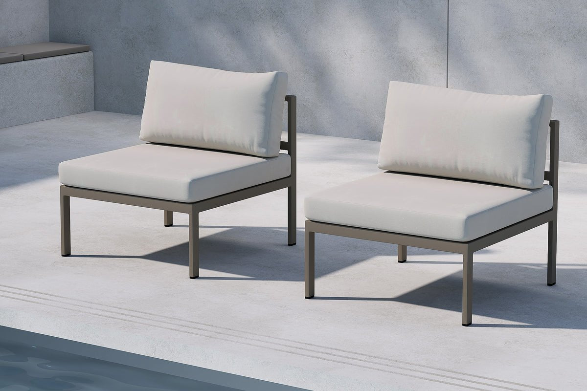 Garten Loungesessel Selva - Outdoor-Sessel mit Aluminium Gestell und zwei Kissen