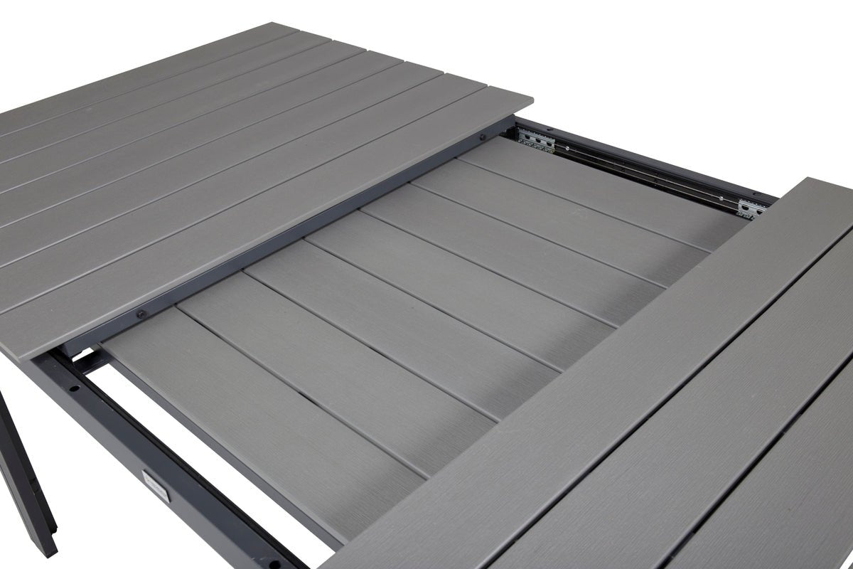 Gartentisch Kairen - perfekt für gesellige Runden im Freien