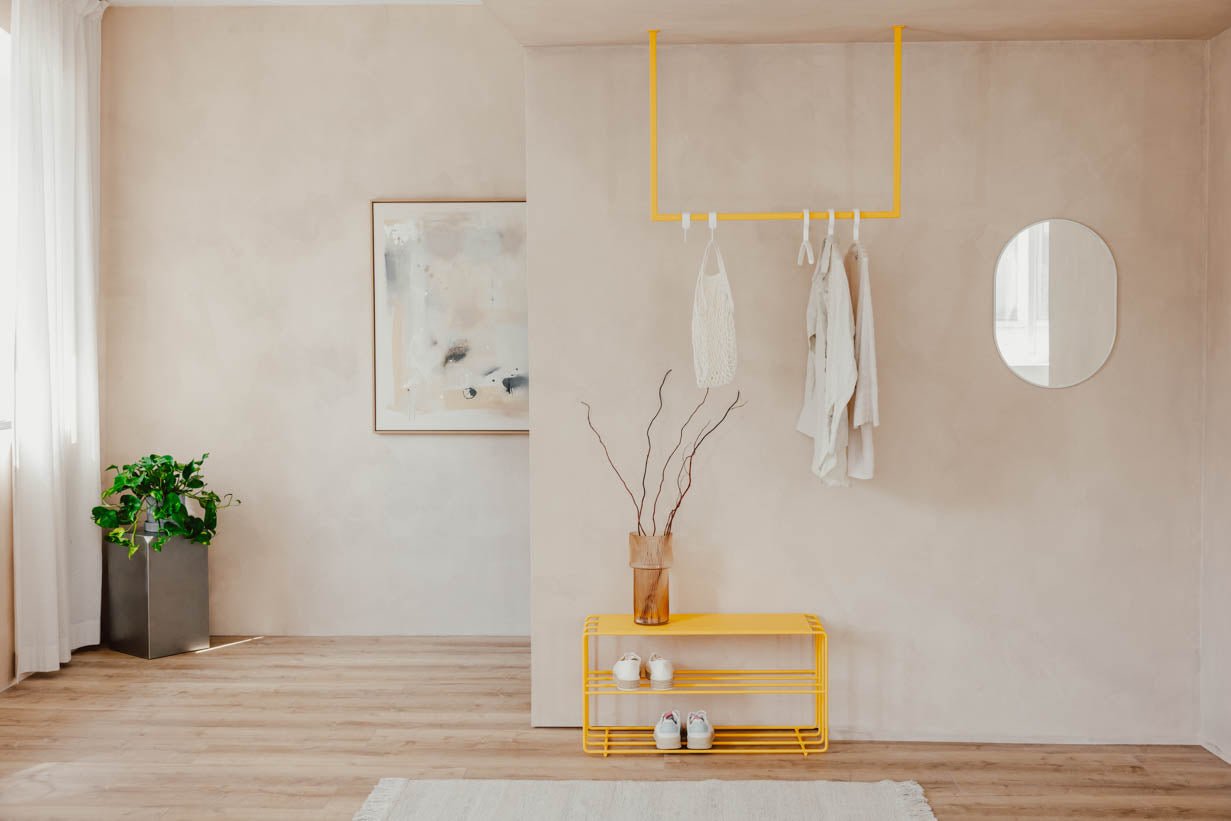 Shoe rack Neva – metal shelf with loft flair in many colors