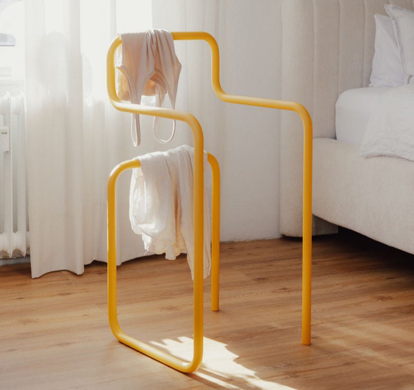 Wardrobe James – Minimalist valet stand in chair design