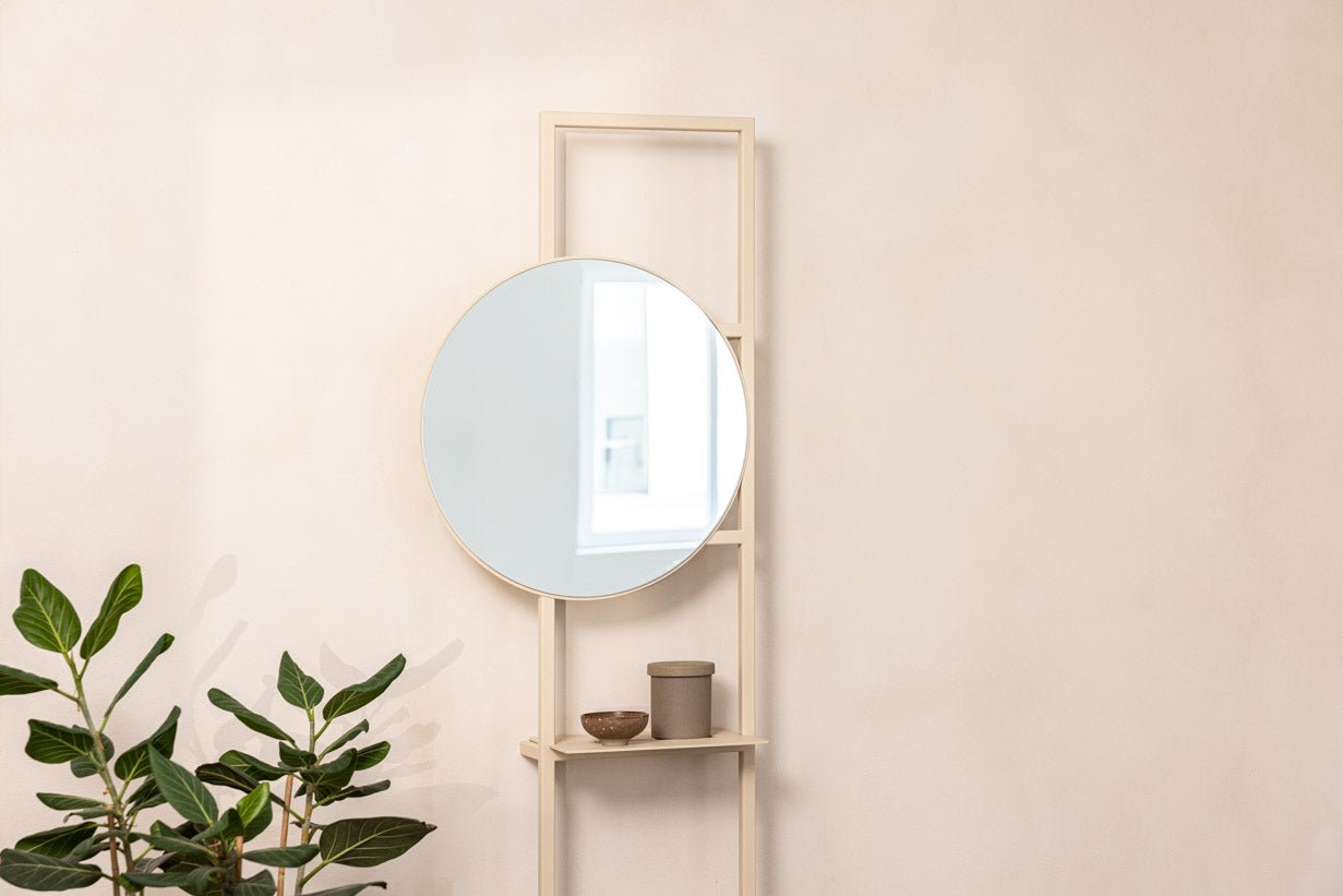 Wall Shelf Rivo S – Compact Metal Shelf with Plug-in System