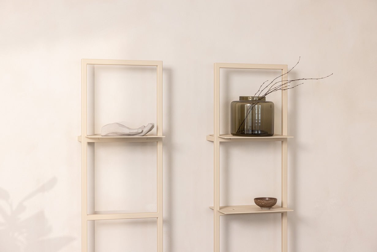 Wall Shelf Rivo S – Compact Metal Shelf with Plug-in System