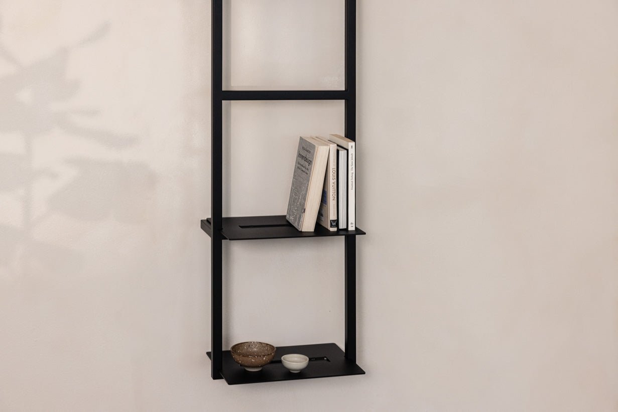 Wall Shelf Rivo S – Compact Metal Shelf with Plug-in System