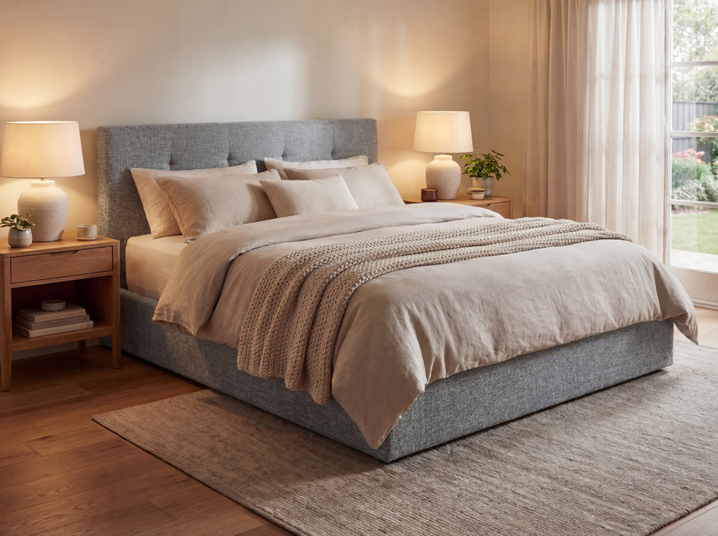 Designer Polsterbett Alva in Samt mit Stauraum