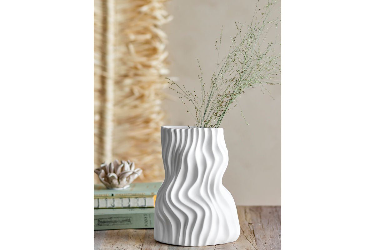 Vase Alia - White, made of ceramic