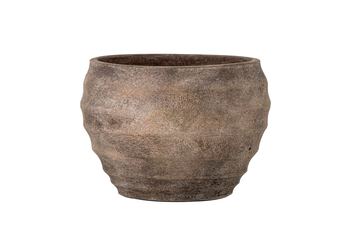 Decorative Flower Pot Valnera – Rustic Terracotta Design in Brown