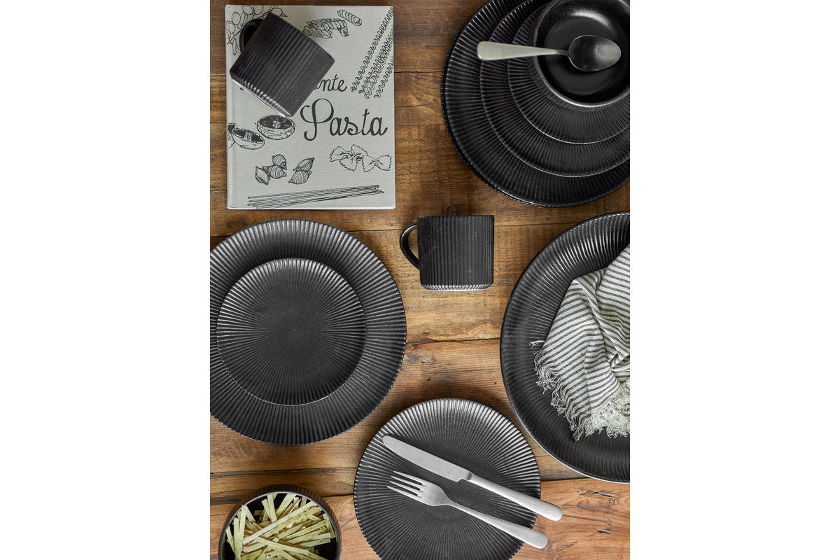 Bowl Aven – black stoneware with shimmering glaze