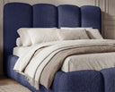 Designer Polsterbett Perla in Bouclé – Blau